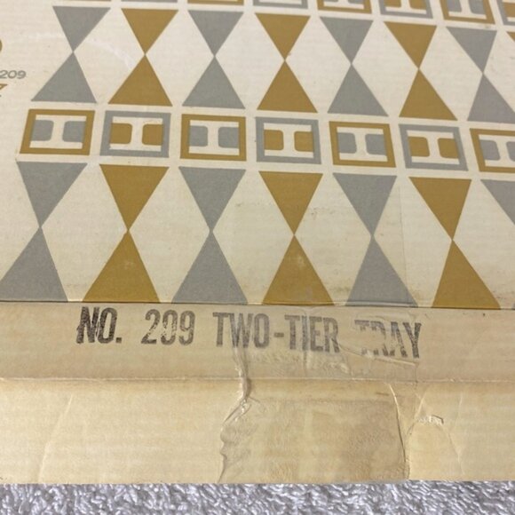 Vintage Irvinware Silver Tone Two Tier Serving Tray W Handle - Picture 2 of 16